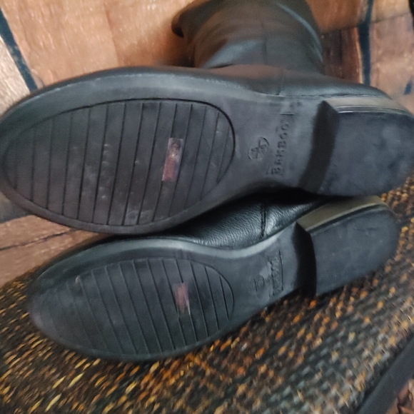 Boots - Picture 3 of 5